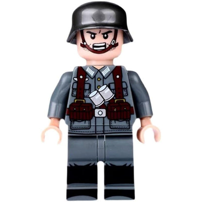 WWII German Rifle Squad – 24 Soldiers + Baseplate (Style 2)