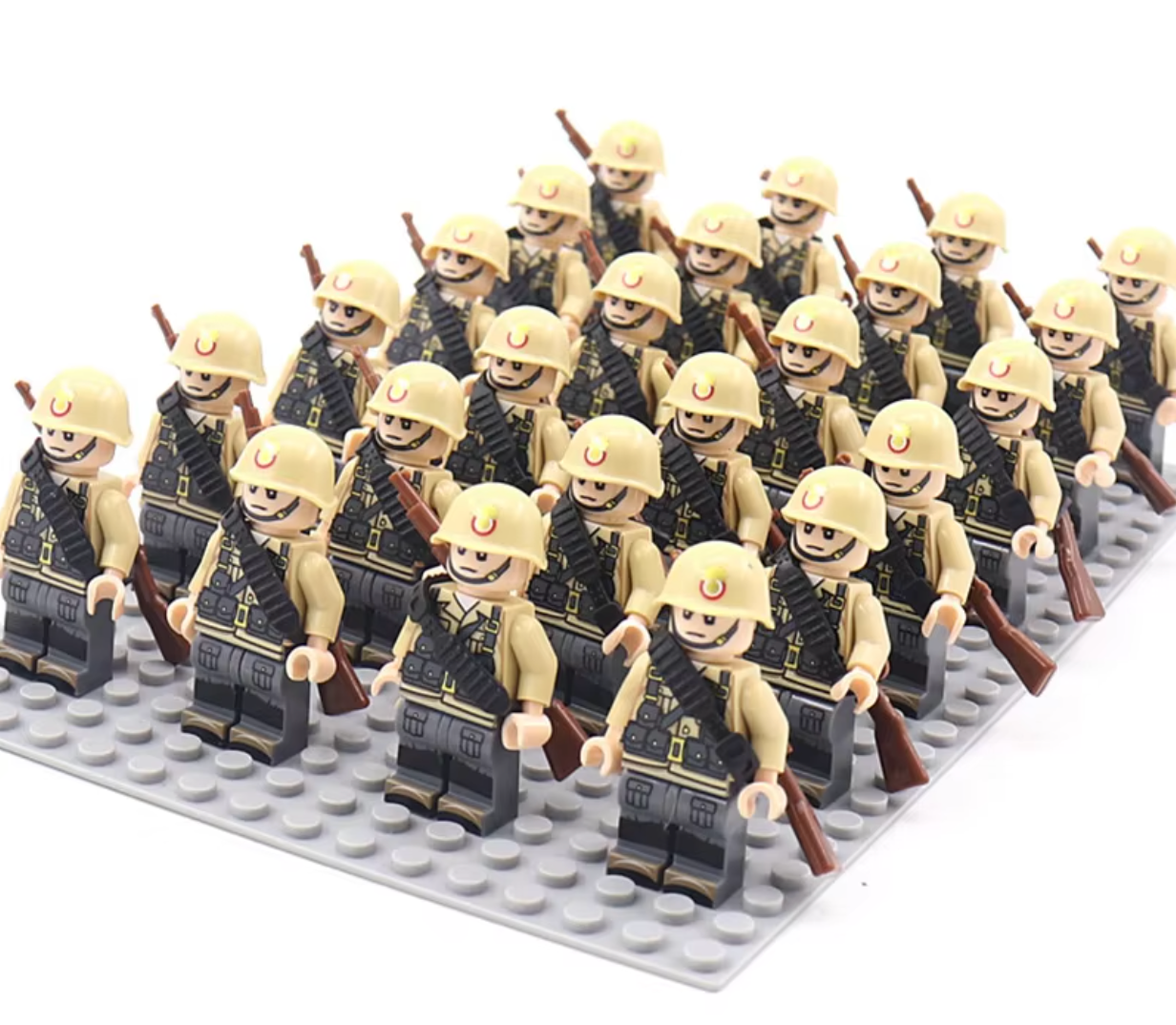 WWII Italian Army Rifle Squad – 24 Soldiers + Baseplate