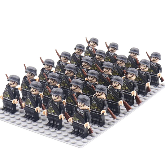 WWII Elite German Rifle Squad – 24 Soldiers + Baseplate